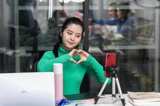 直播间，不能开口的女孩们 工作 奋斗 我看世界 好文分享 第7张